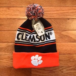 College Football Beanie Hats: Michigan Clemson